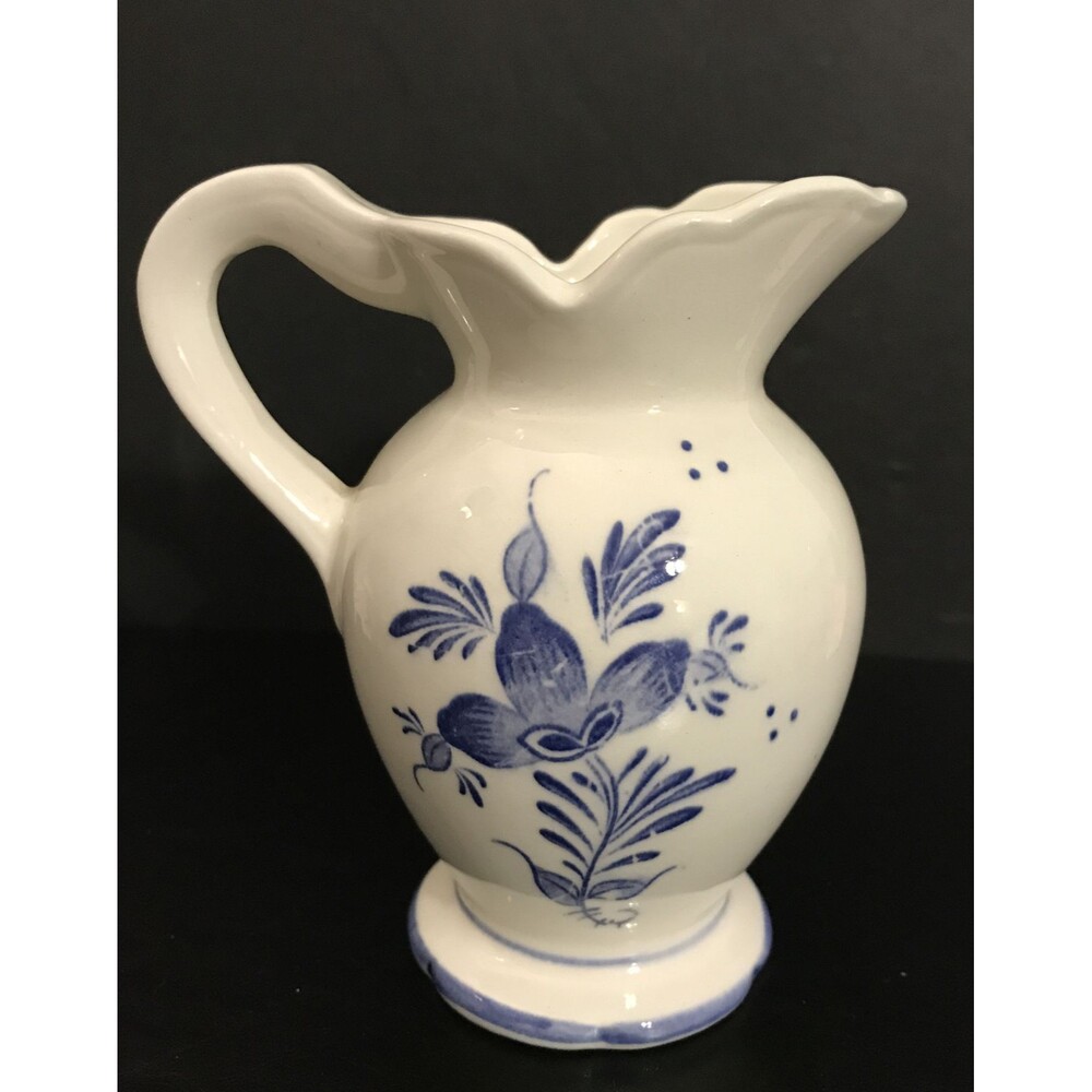 Vintage Art Ardco Dallas Blue/White Floral Pitcher Japan - Picture 3 of 8
